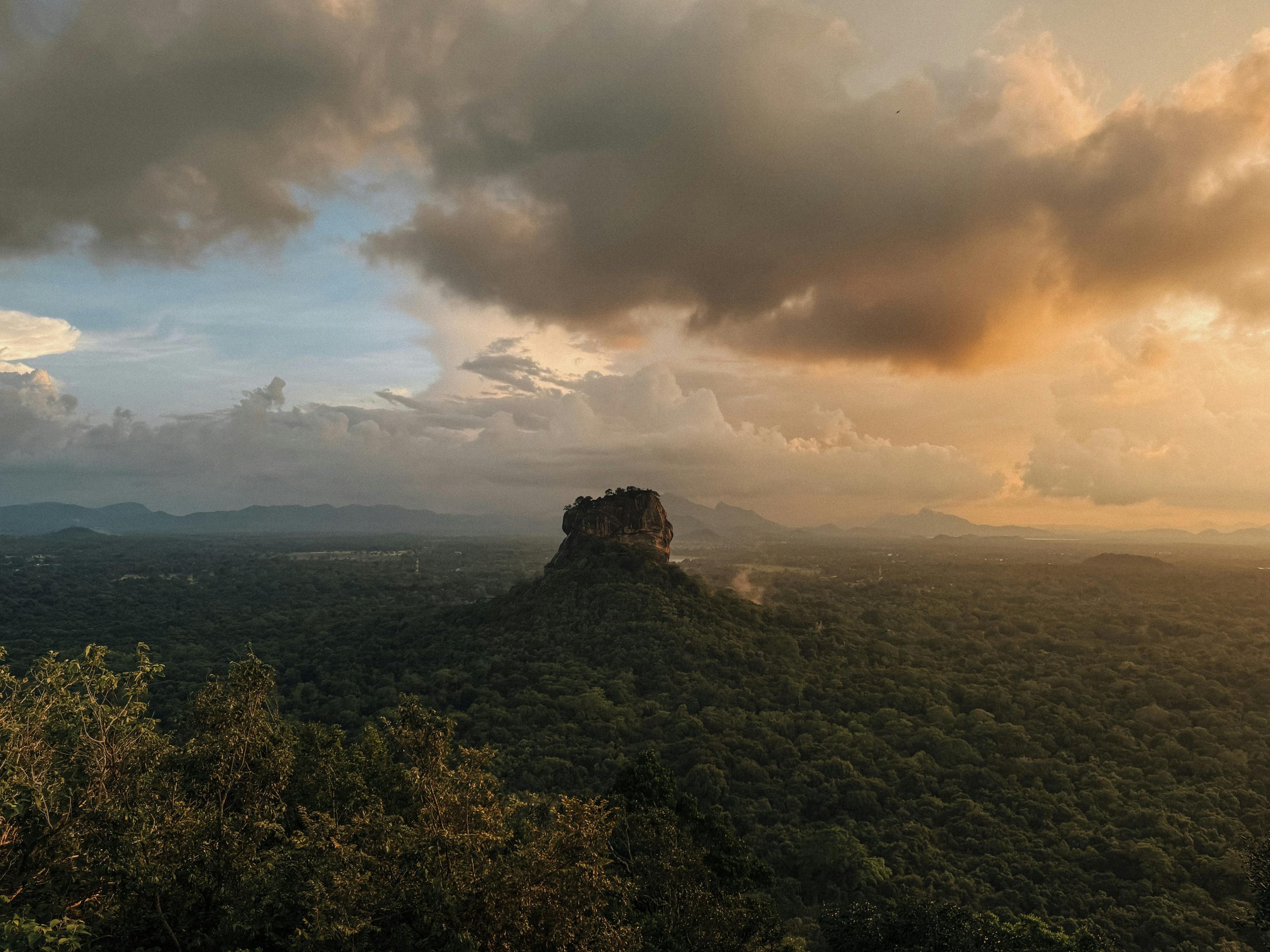 Pidurangala Rock